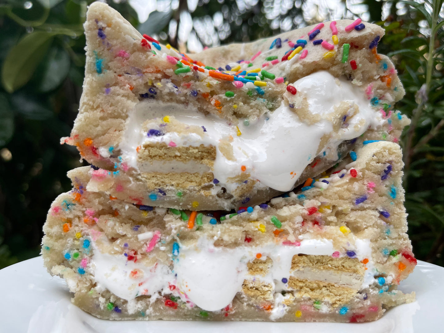 GLUTEN-FREE MINI COOKIE PIES